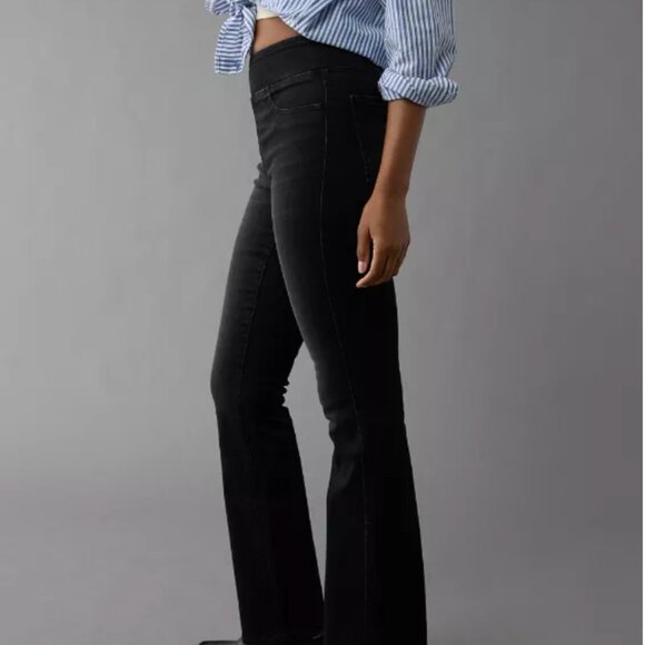 NWT AE Luxe Pull-On High-Waisted Kick Bootcut Jean, Small - Picture 1 of 5